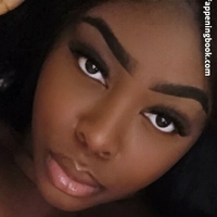 3xoticNiyah Desnuda