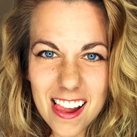 Ali Spagnola Desnuda