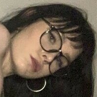 AprilArson Desnuda
