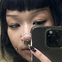 assaultandbattery Desnuda