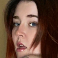 Bella Bay Desnuda