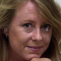 Cathryn Harrison Desnuda