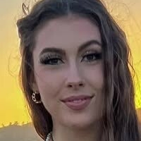 Cortney Gibson Desnuda