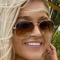 Emily Caitlin Desnuda