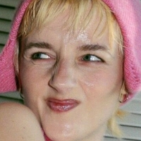 Greta Isaac Desnuda