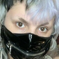 Hollyghoul Desnuda