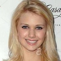Katie Gil Desnuda