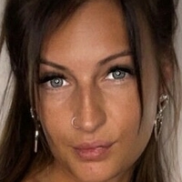 Kerrie Essex Baker Desnuda