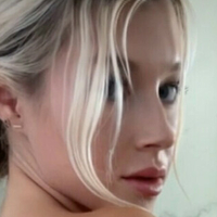 Kyla Yesenosky Desnuda