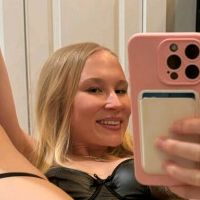Lana Amara Desnuda