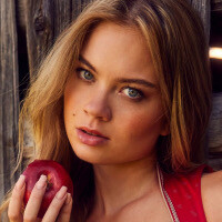 Laura Langas Desnuda