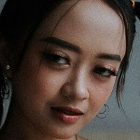 Niana Virgis Desnuda