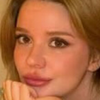 Oya Osmanağaoğlu Desnuda