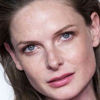 Rebecca Ferguson Desnuda