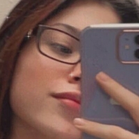 skym4 Desnuda