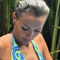 Solène Favreau  Desnuda