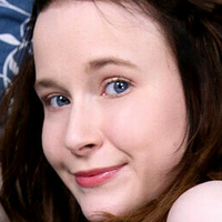 Sweetie Plum Desnuda